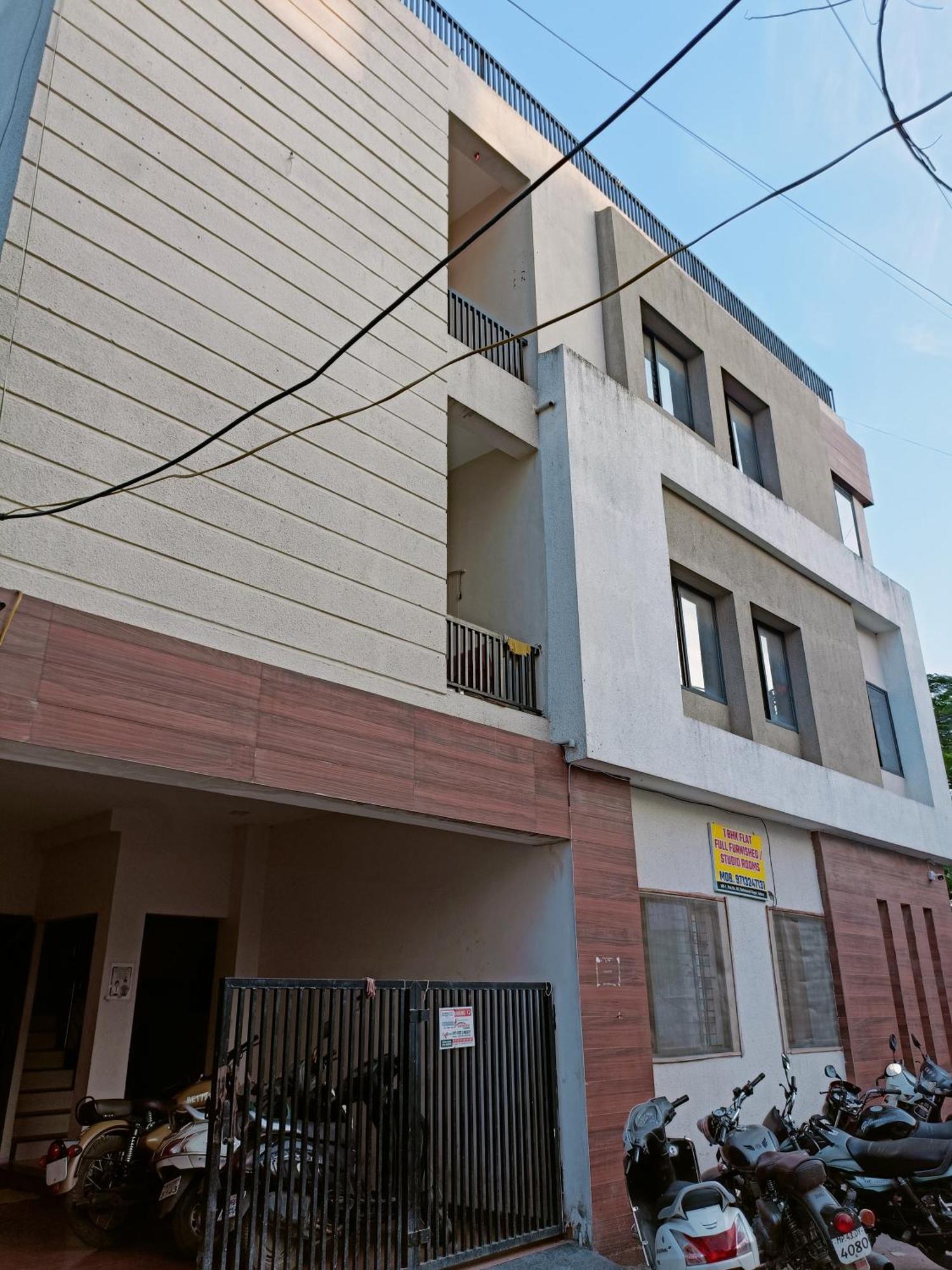 إندور Mahalaxmi Nagar Residency Ac Rooms المظهر الخارجي الصورة