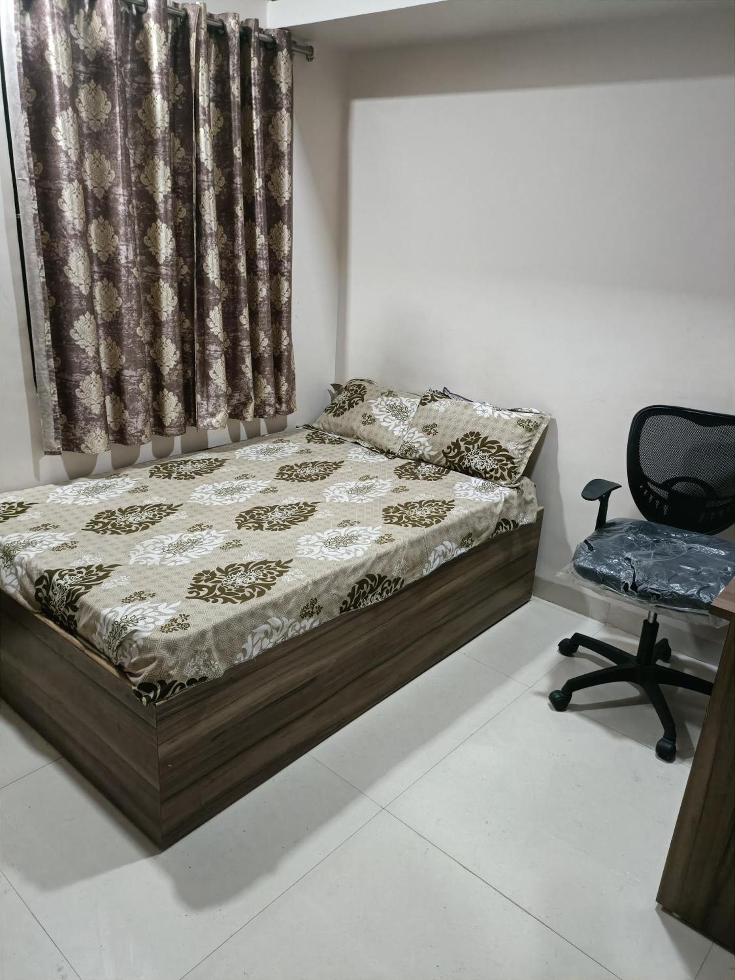 إندور Mahalaxmi Nagar Residency Ac Rooms المظهر الخارجي الصورة